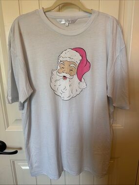 Women's Short-Sleeve Tee with Pink Vintage Santa Graphic